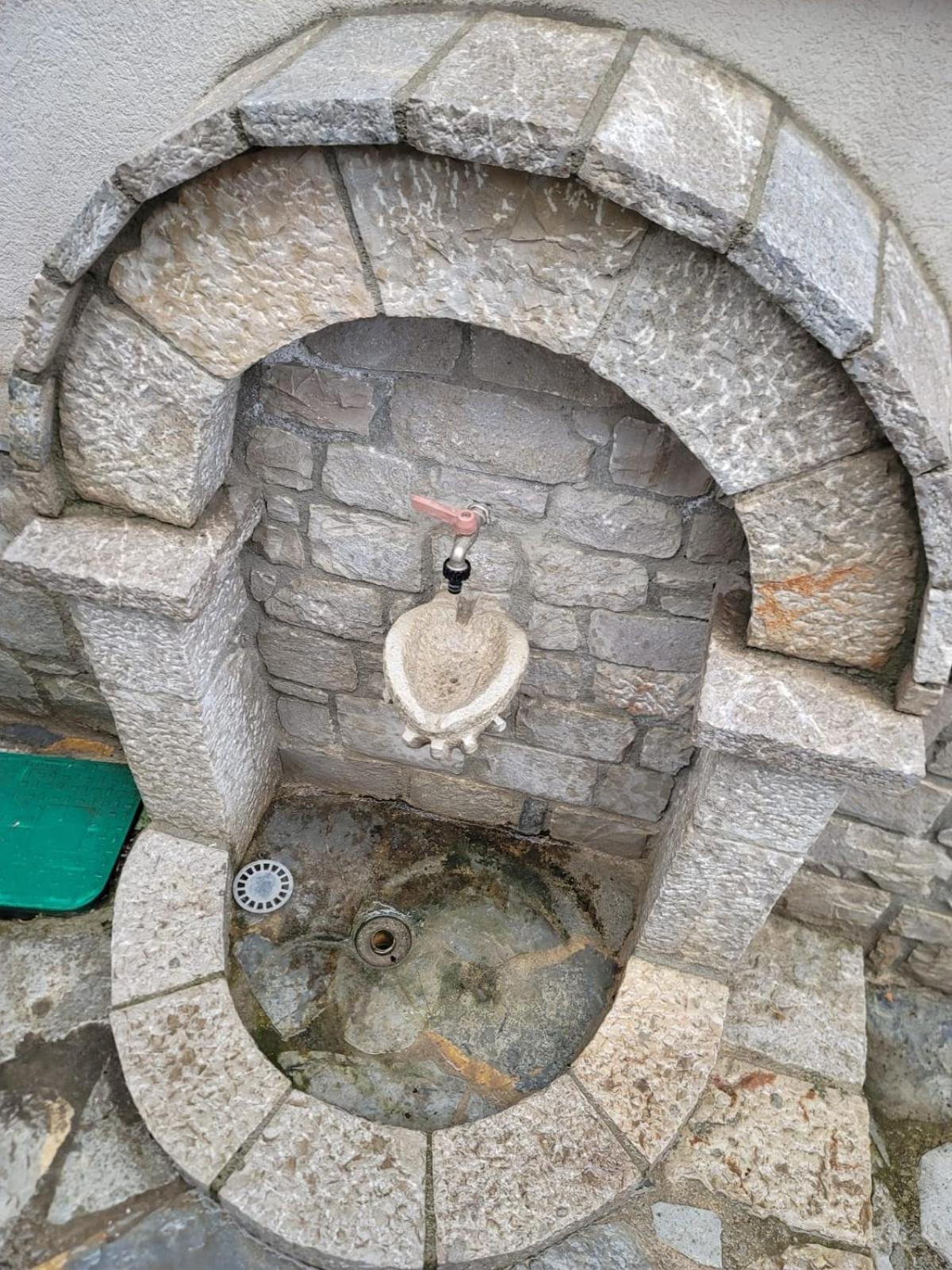 Guesthouse Kocibelli Korça Exteriör bild